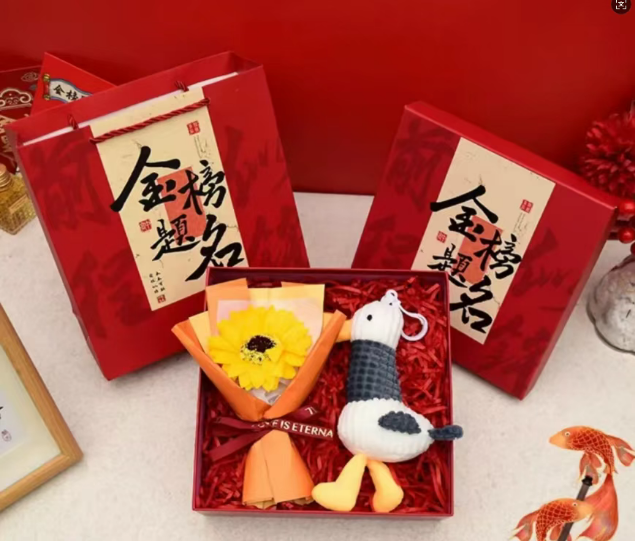 天津教育报微信公众号、津云客户端报道我校考研期间暖心举措